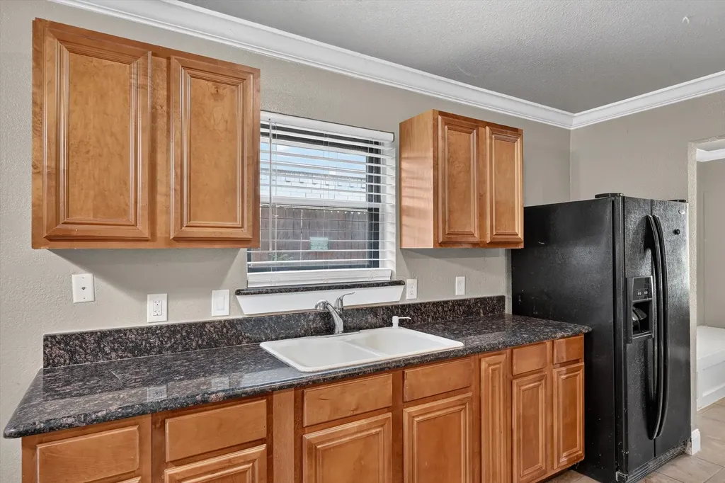 10434 Castlerock Drive Dallas TX 75217