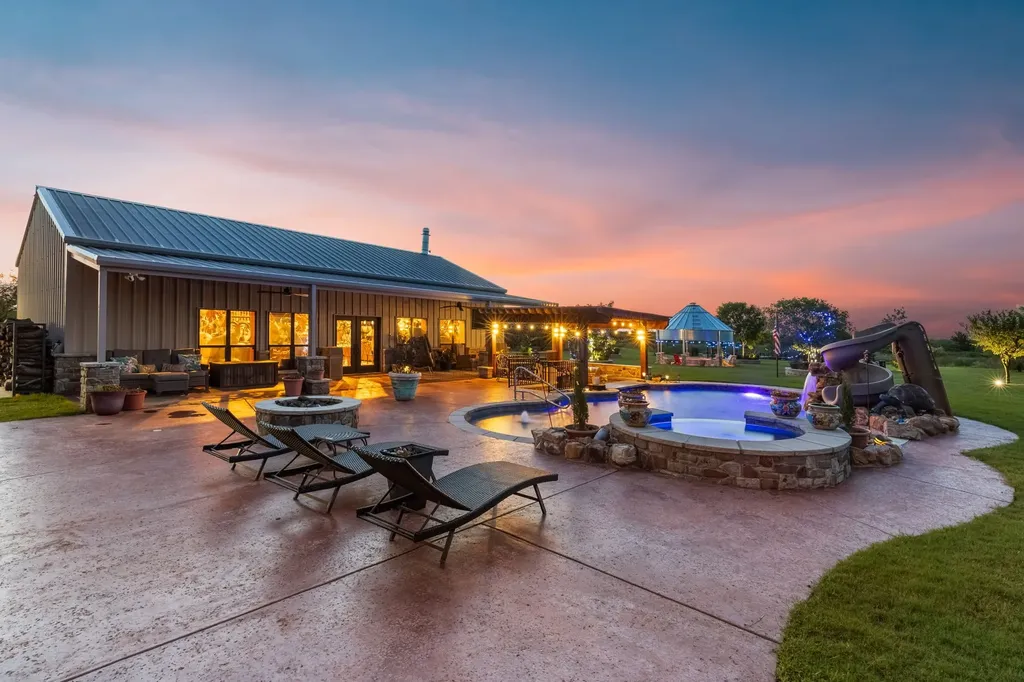 2524 State Highway 79 S Wichita Falls TX 76310