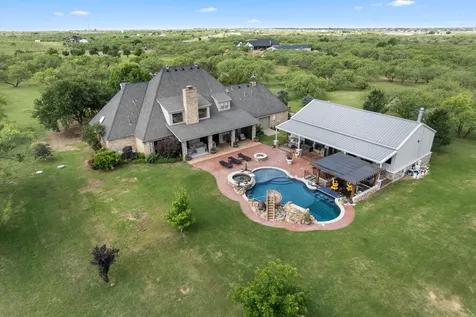 2524 State Highway 79 S Wichita Falls TX 76310