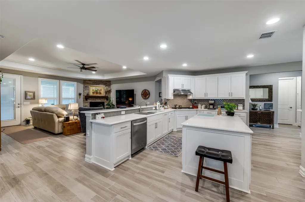 1116 Cornerstone Drive Little Elm TX 76227
