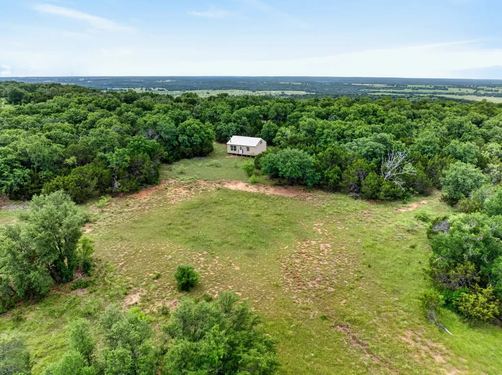 1066 High Point Drive Mineral Wells TX 76067