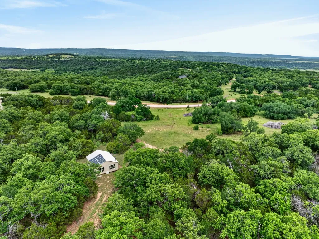 1066 High Point Drive Mineral Wells TX 76067
