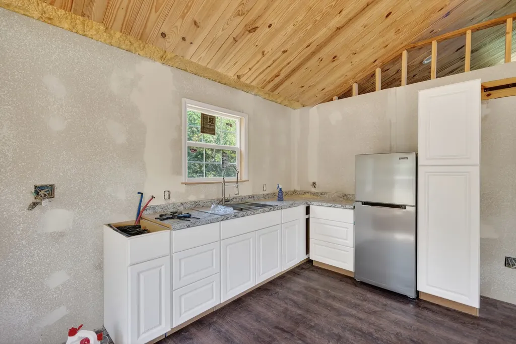 1066 High Point Drive Mineral Wells TX 76067