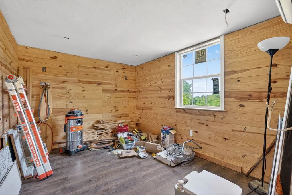 1066 High Point Drive Mineral Wells TX 76067