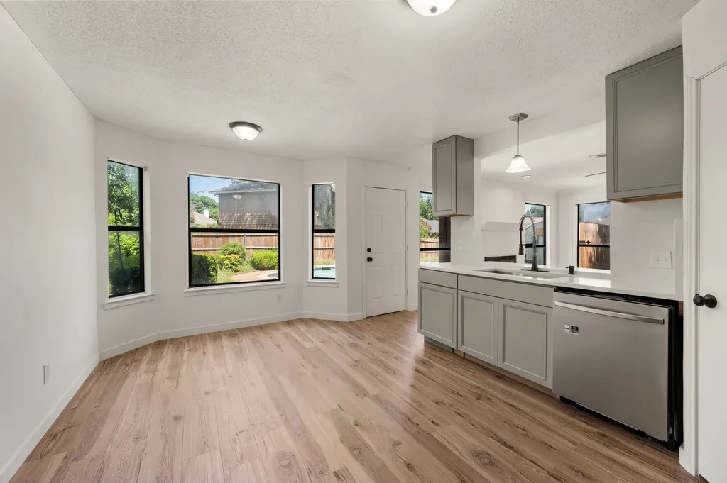 4151 Cedar Drive Grapevine TX 76051