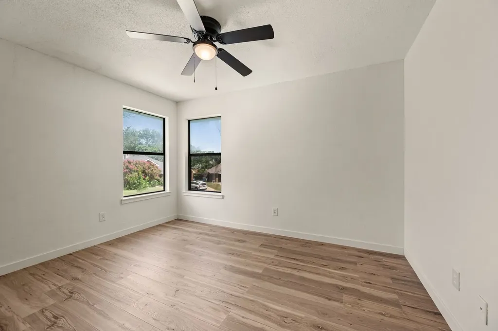 4151 Cedar Drive Grapevine TX 76051
