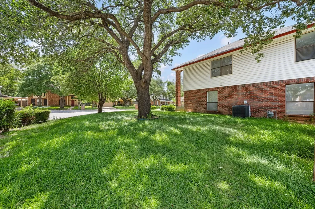 4151 Cedar Drive Grapevine TX 76051