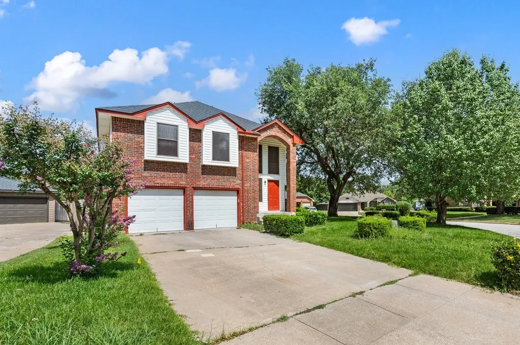4151 Cedar Drive Grapevine TX 76051