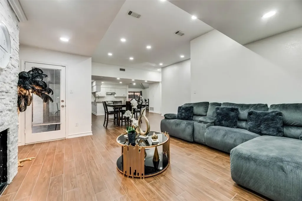 7306 Highland Glen Trail Dallas TX 75248