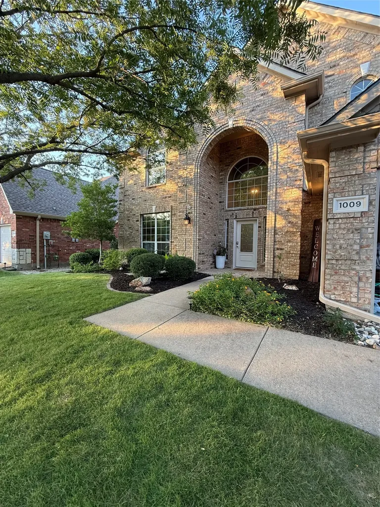 1009 Royal Oaks Drive Mckinney TX 75070