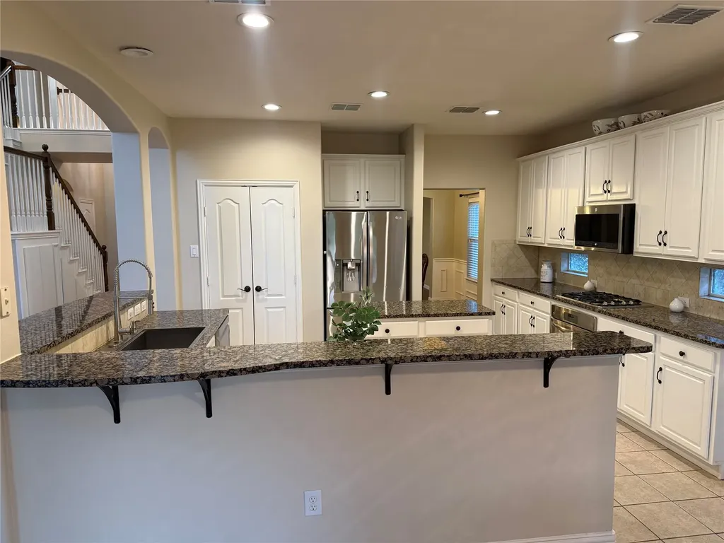 1009 Royal Oaks Drive Mckinney TX 75070