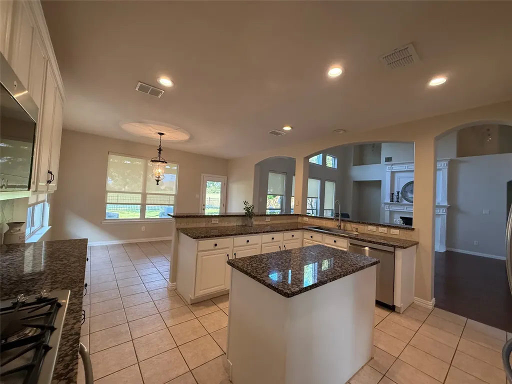 1009 Royal Oaks Drive Mckinney TX 75070