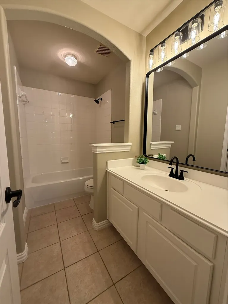 1009 Royal Oaks Drive Mckinney TX 75070