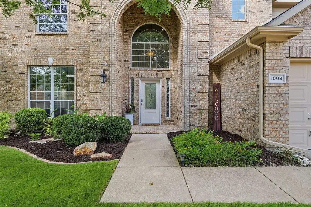1009 Royal Oaks Drive Mckinney TX 75070
