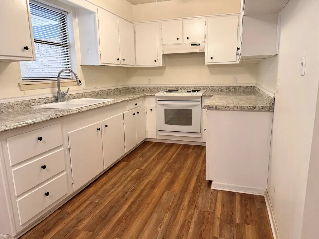 305 S Cleveland Avenue Aspermont TX 79502