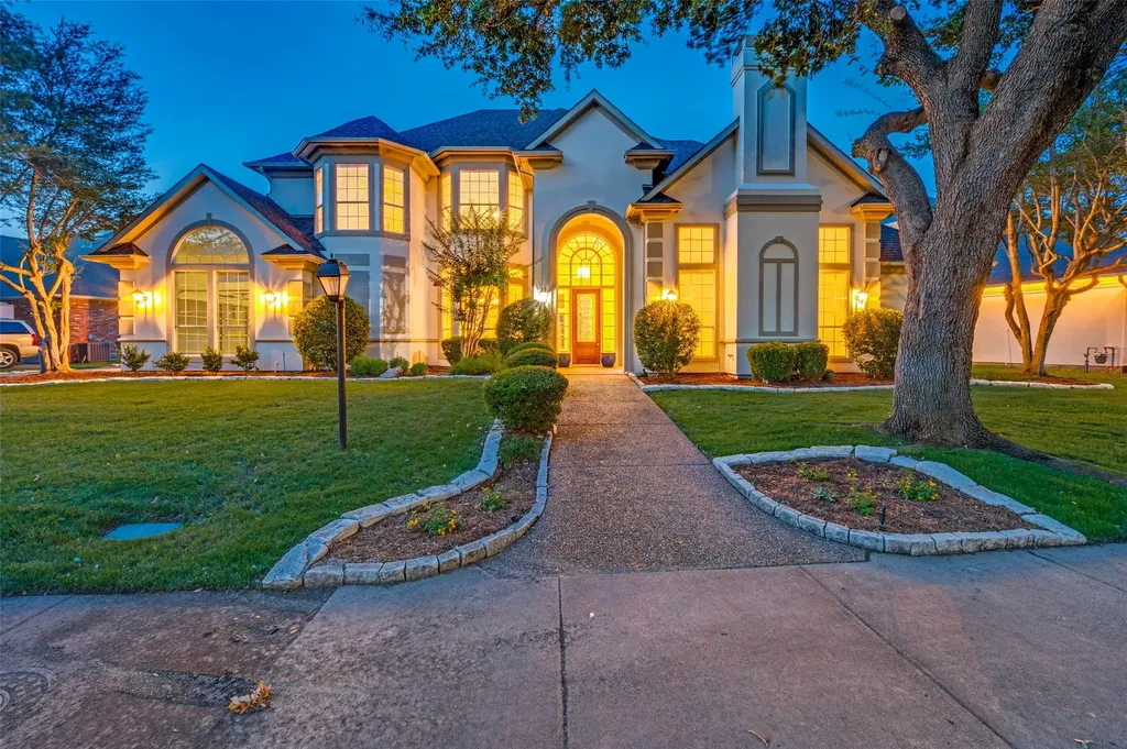 17919 Castle Bend Drive Dallas TX 75287