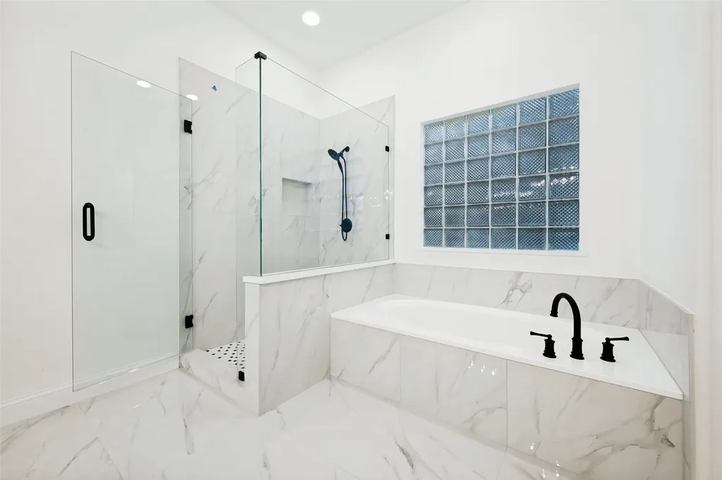 17919 Castle Bend Drive Dallas TX 75287