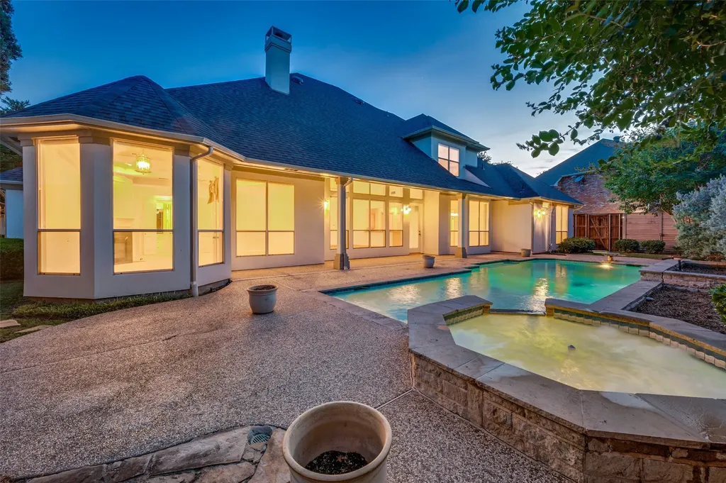 17919 Castle Bend Drive Dallas TX 75287