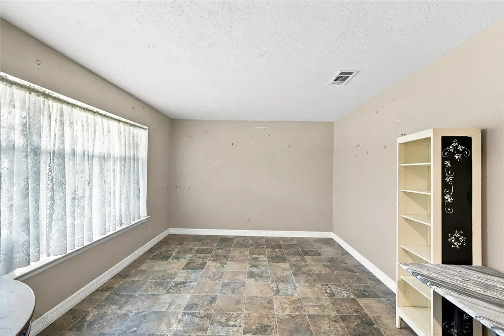 403 Westcliff Drive Euless TX 76040