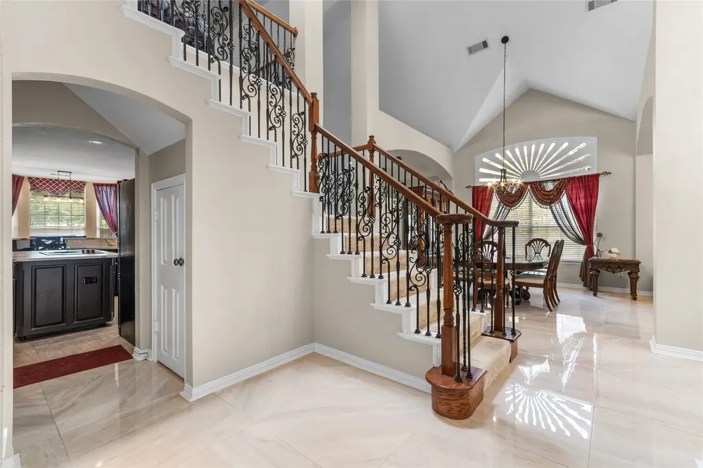 2012 Stevenson Lane Flower Mound TX 75028