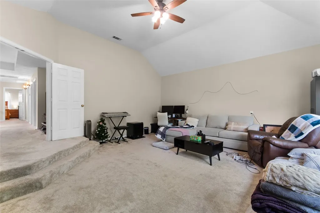 2012 Stevenson Lane Flower Mound TX 75028