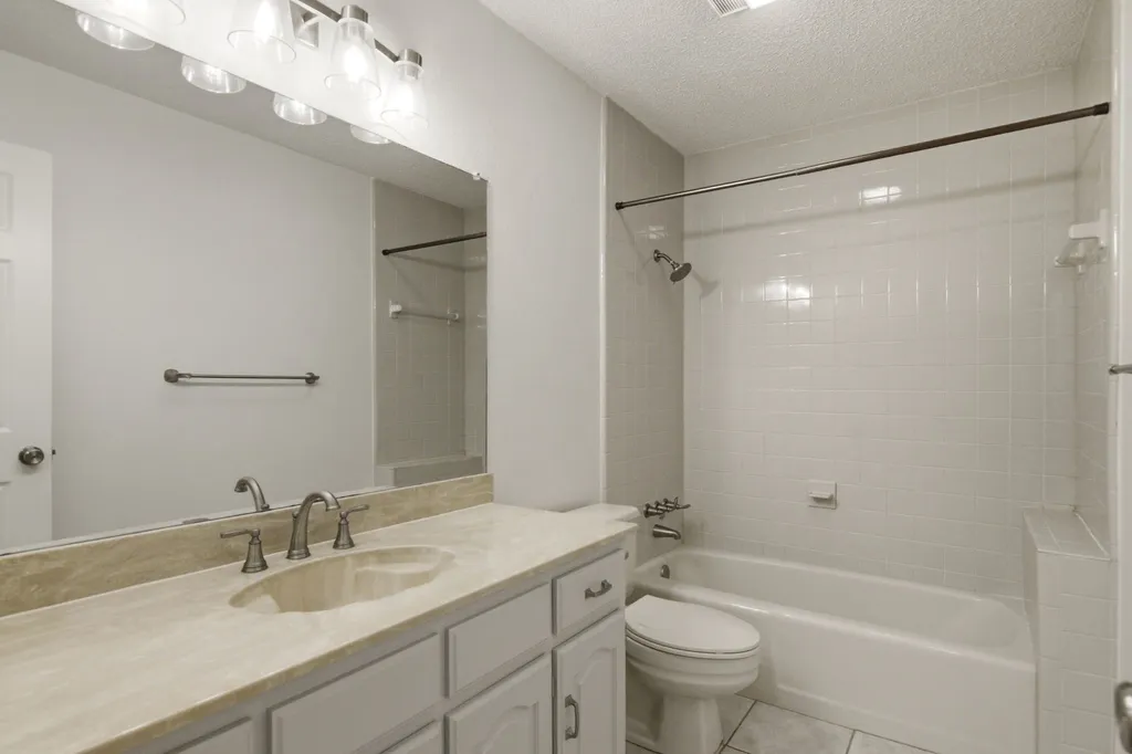 4009 Bowden Hill Lane E Colleyville TX 76034