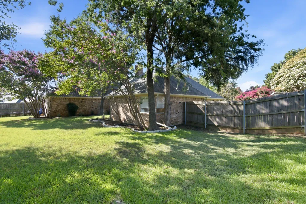 4009 Bowden Hill Lane E Colleyville TX 76034