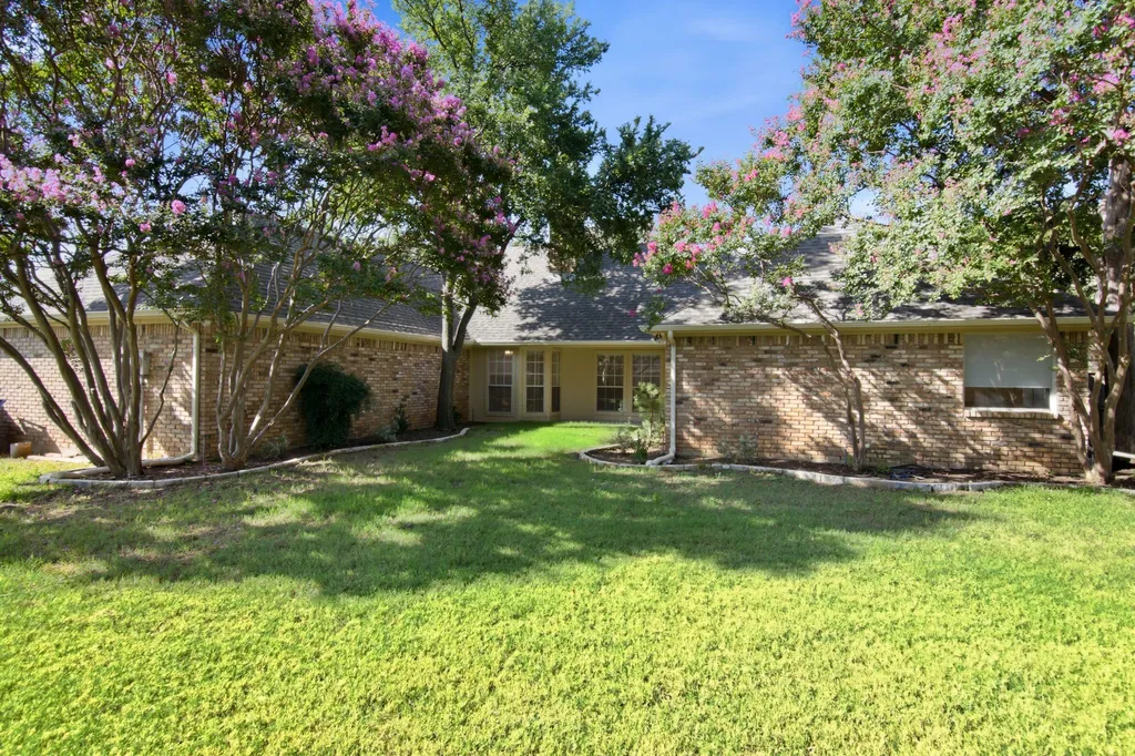 4009 Bowden Hill Lane E Colleyville TX 76034
