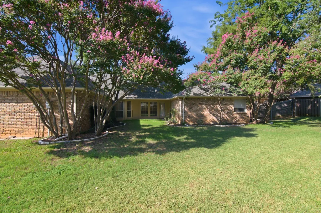 4009 Bowden Hill Lane E Colleyville TX 76034