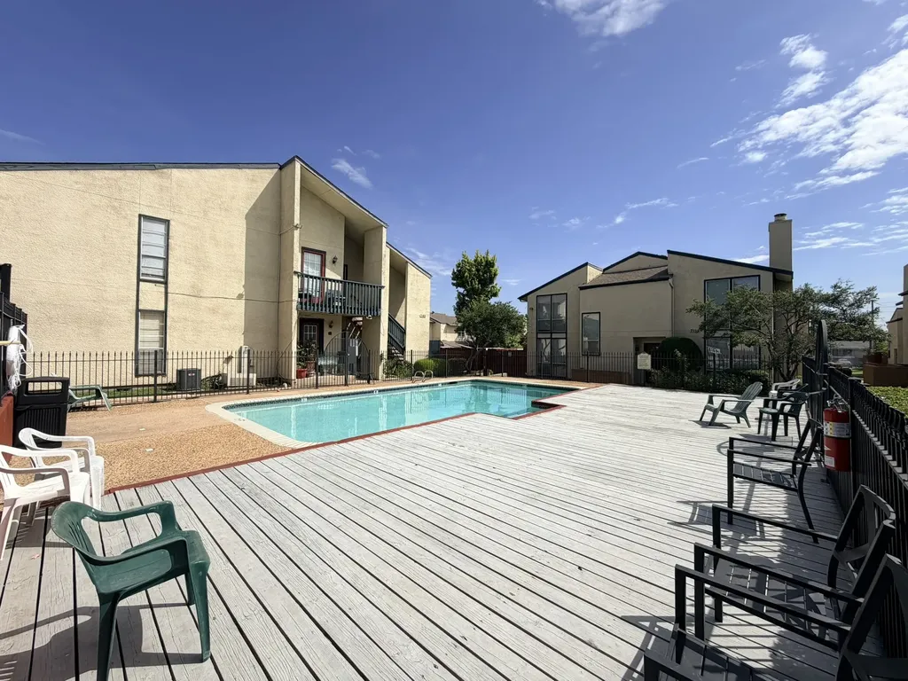 7145 Fair Oaks Avenue Dallas TX 75231