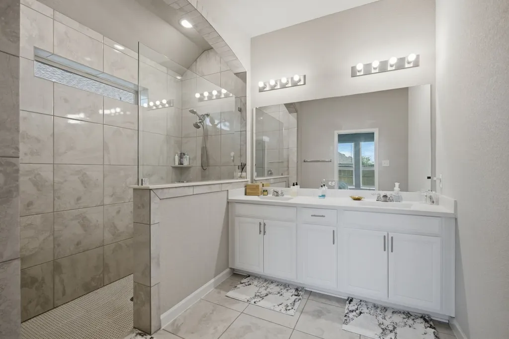 3925 Sunflower Drive Aubrey TX 76227