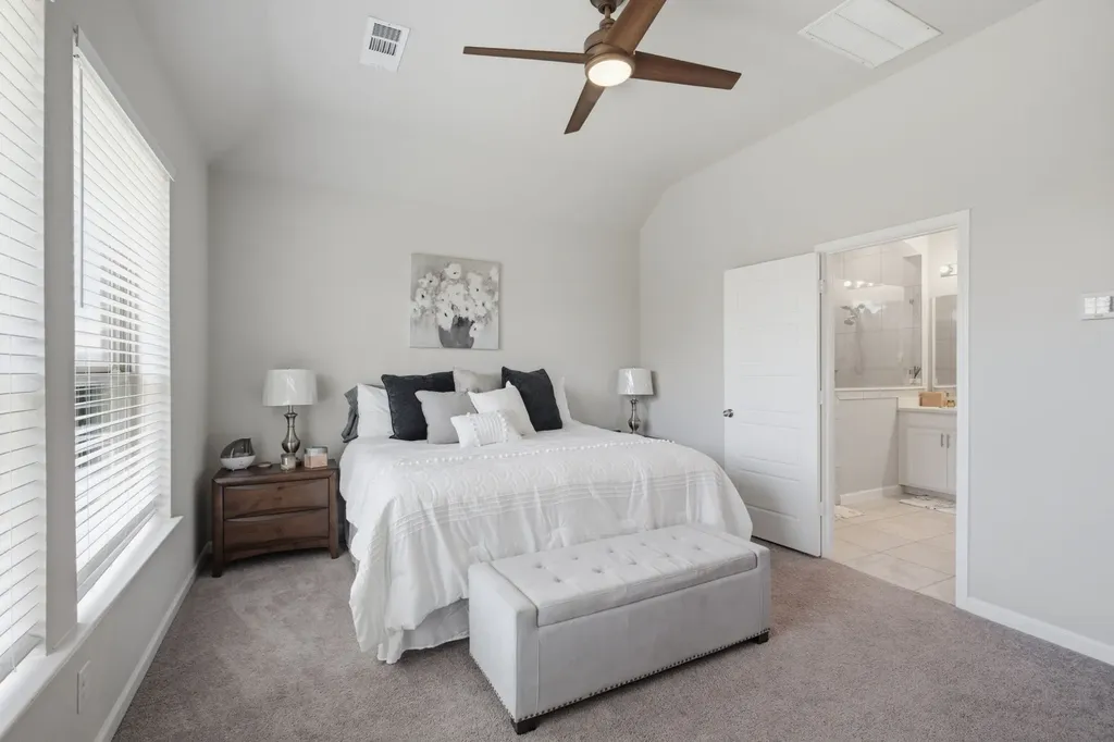 3925 Sunflower Drive Aubrey TX 76227