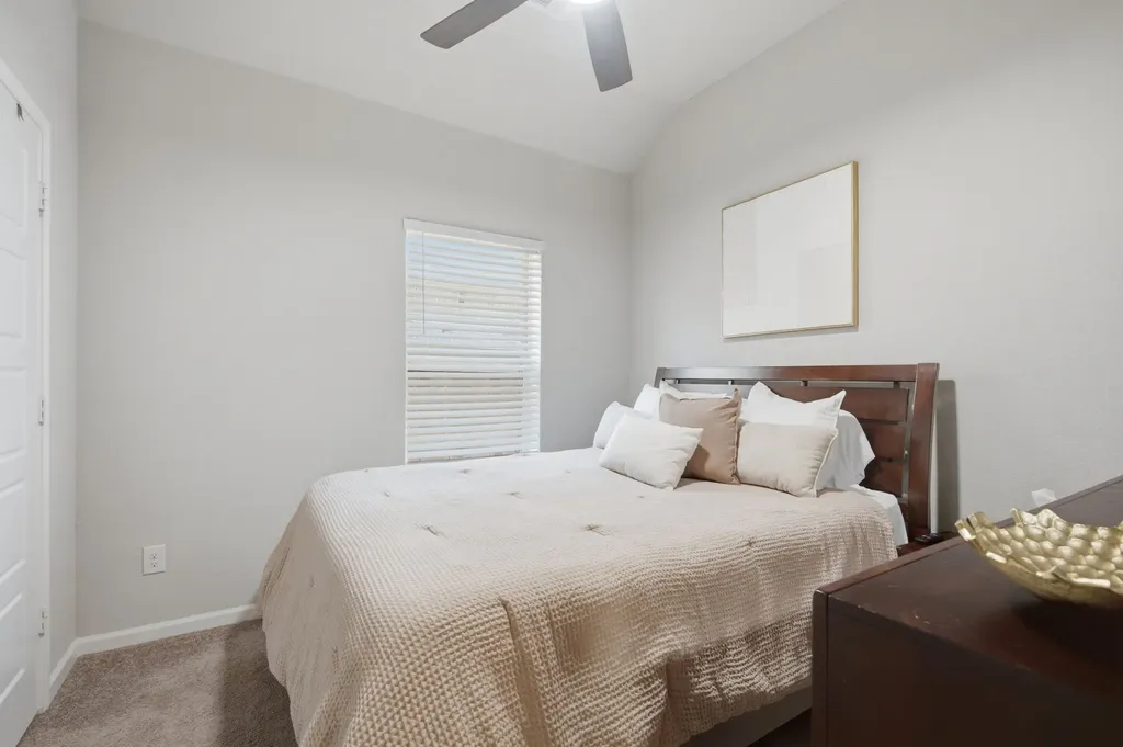 3925 Sunflower Drive Aubrey TX 76227