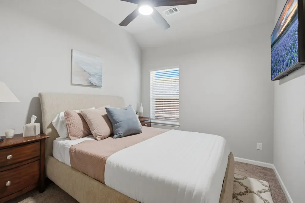 3925 Sunflower Drive Aubrey TX 76227