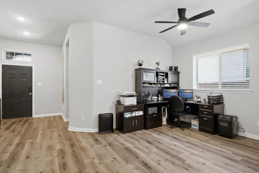 3925 Sunflower Drive Aubrey TX 76227