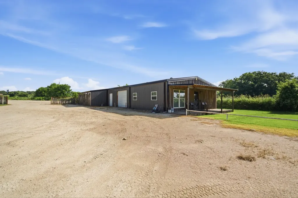1723 Fm 205 Stephenville TX 76401
