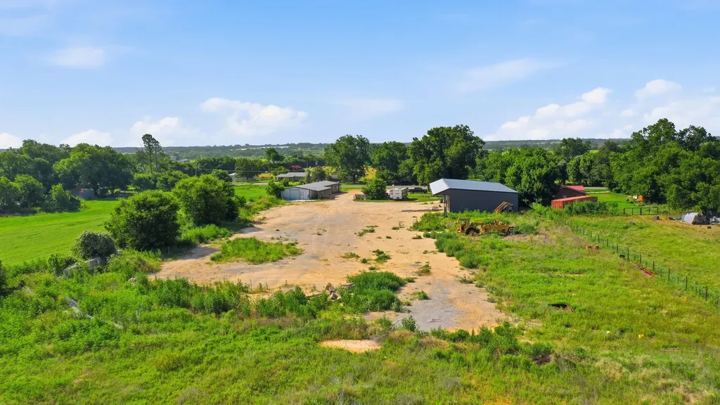 1723 Fm 205 Stephenville TX 76401