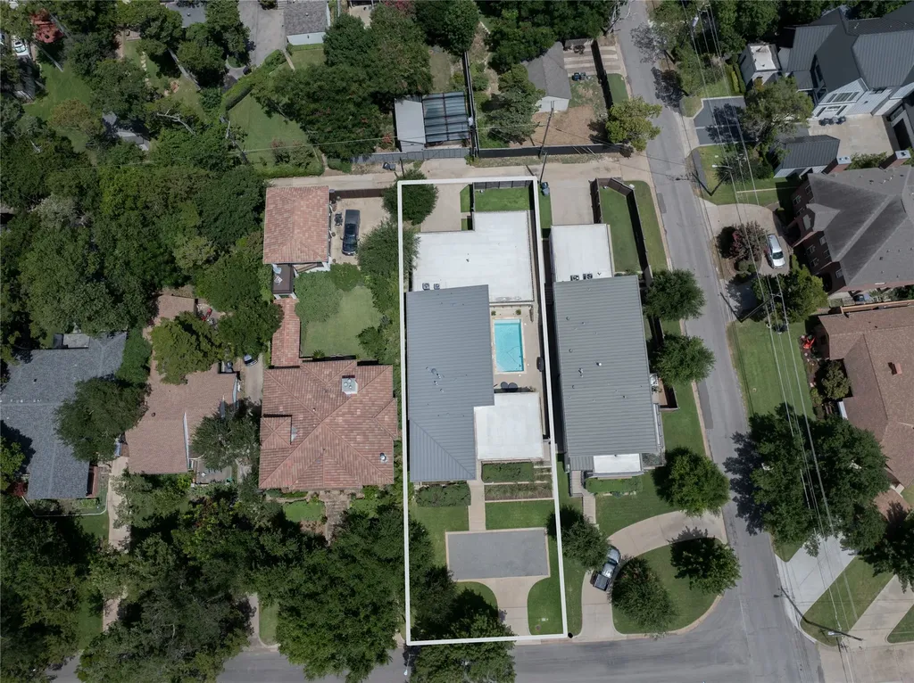 1510 Eastus Drive Dallas TX 75208