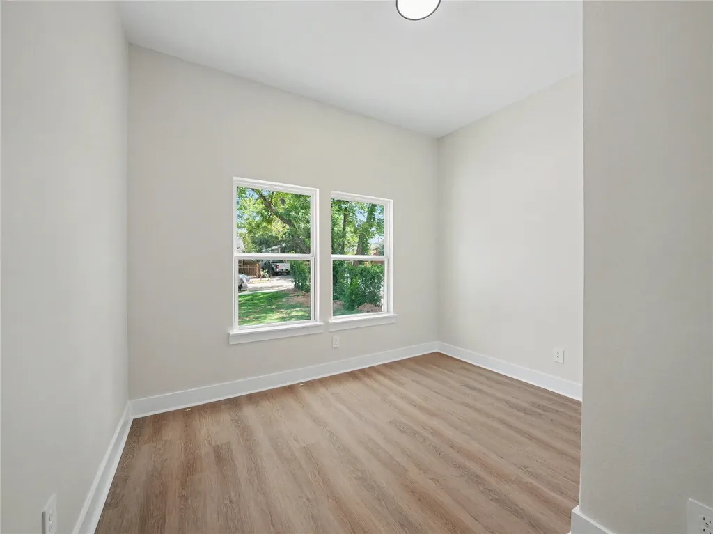 3309 Thannisch Avenue Fort Worth TX 76105