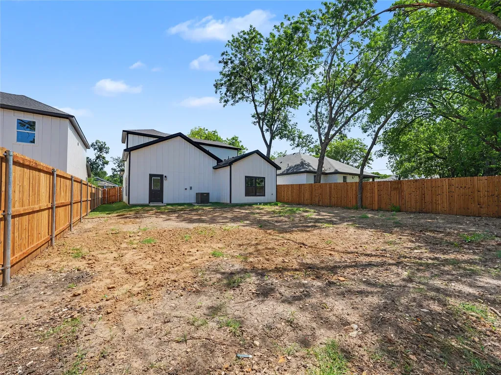 3309 Thannisch Avenue Fort Worth TX 76105