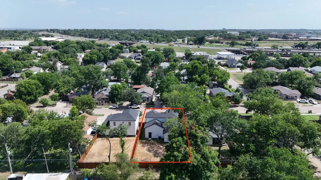 3309 Thannisch Avenue Fort Worth TX 76105