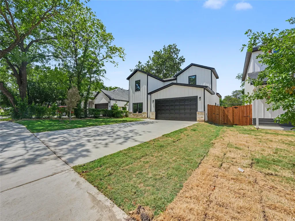 3309 Thannisch Avenue Fort Worth TX 76105