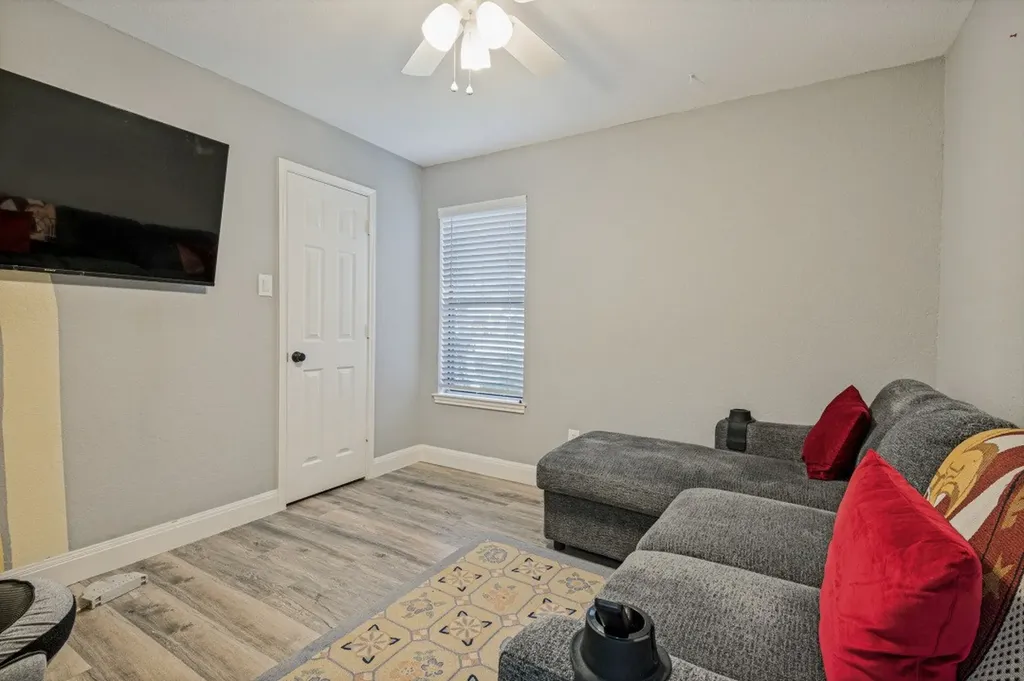 319 Parkwood Lane Coppell TX 75019