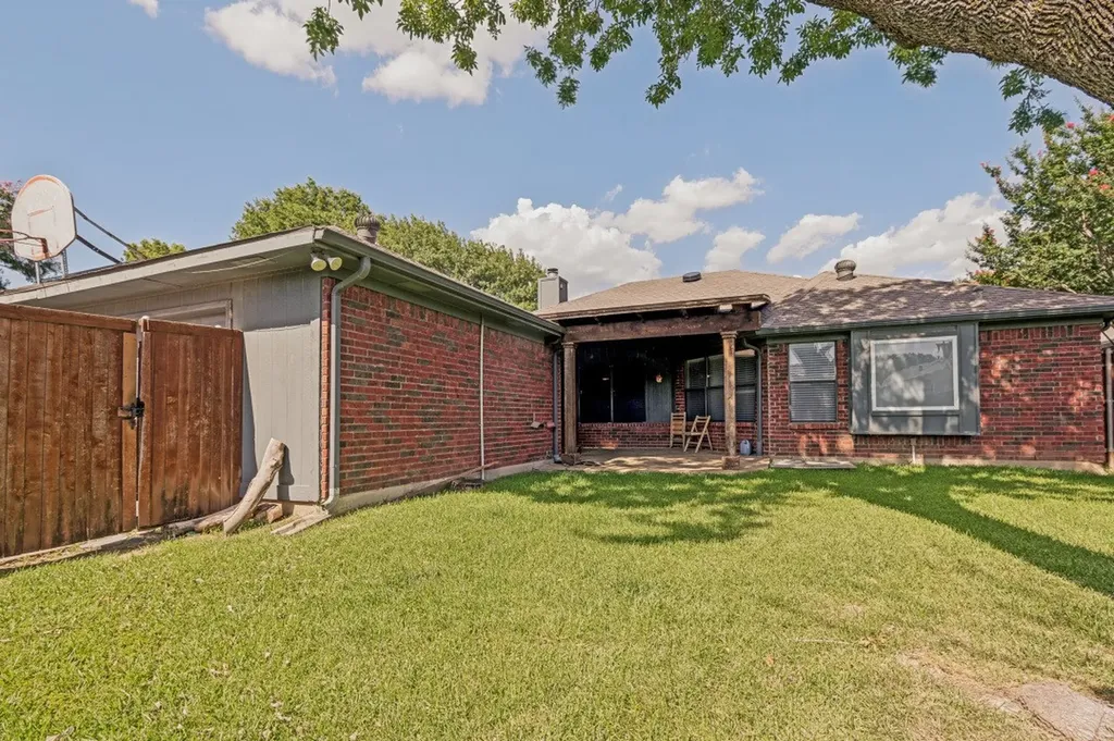 319 Parkwood Lane Coppell TX 75019