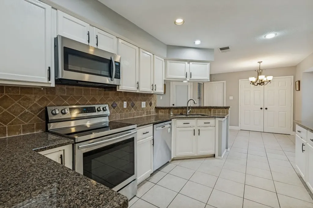 319 Parkwood Lane Coppell TX 75019