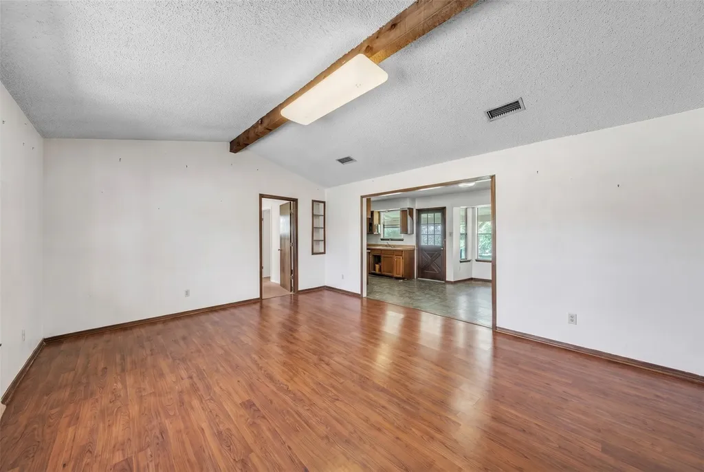 116 George Court Springtown TX 76082
