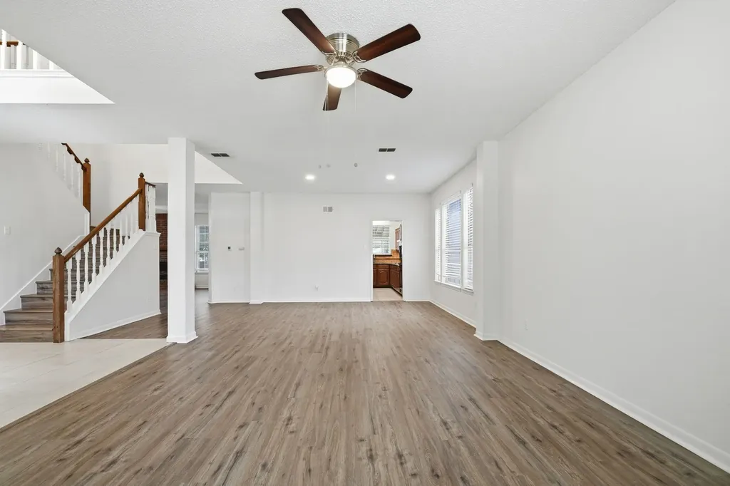 7840 Clover Leaf Drive North Richland Hills TX 76182