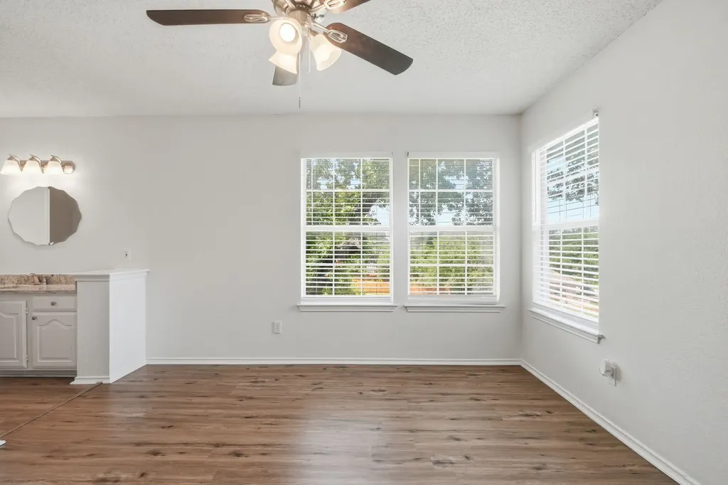7840 Clover Leaf Drive North Richland Hills TX 76182