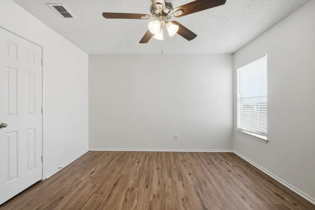 7840 Clover Leaf Drive North Richland Hills TX 76182