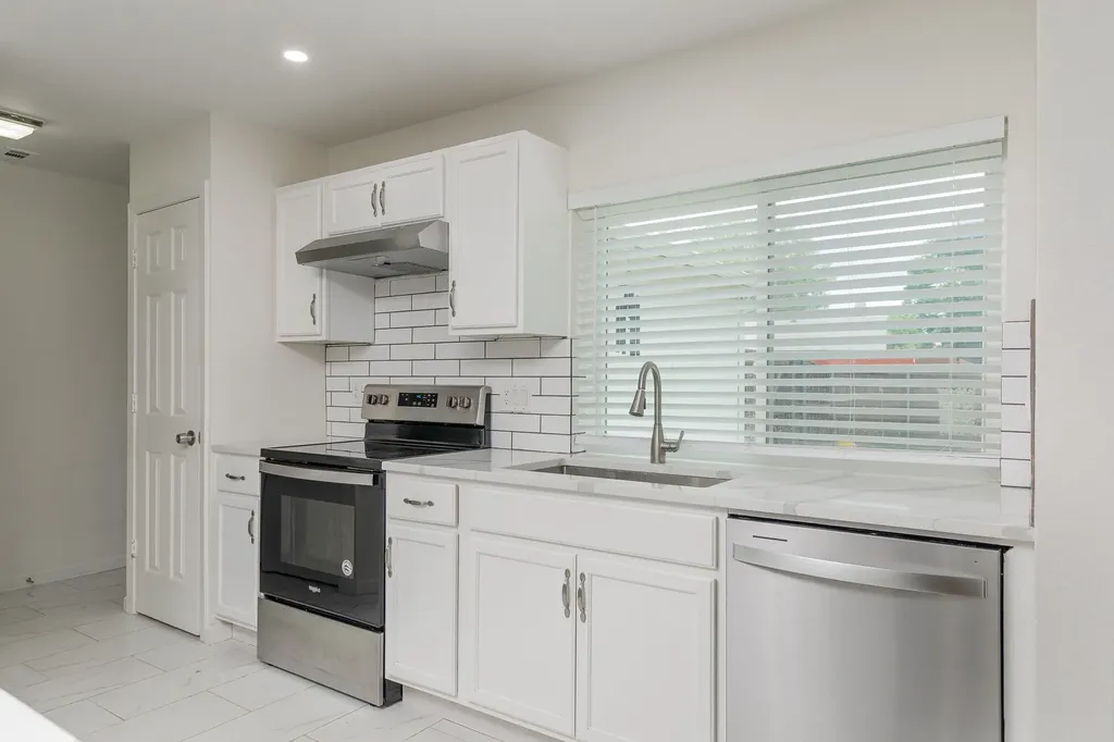 3121 Charter Oak Drive Plano TX 75074